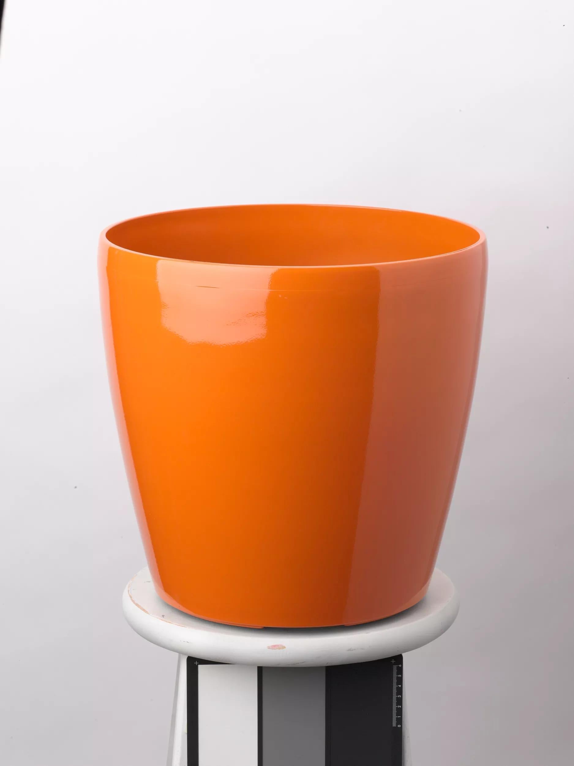 Viva Round Self-Watering Rolling Planter, 14" Diameter