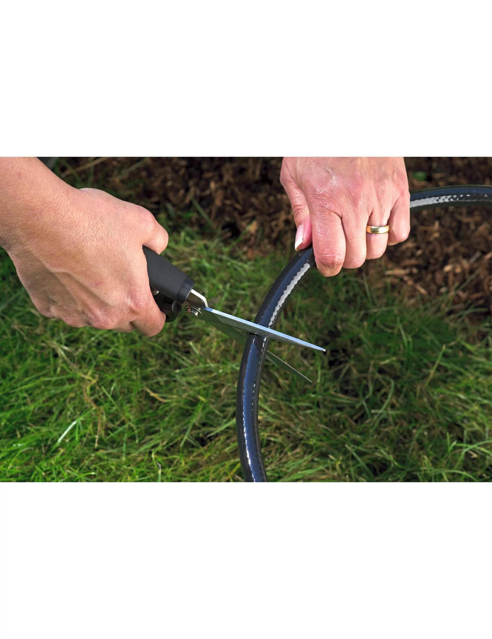 Snip-n-Spray Garden and Landscape Sprinkler System