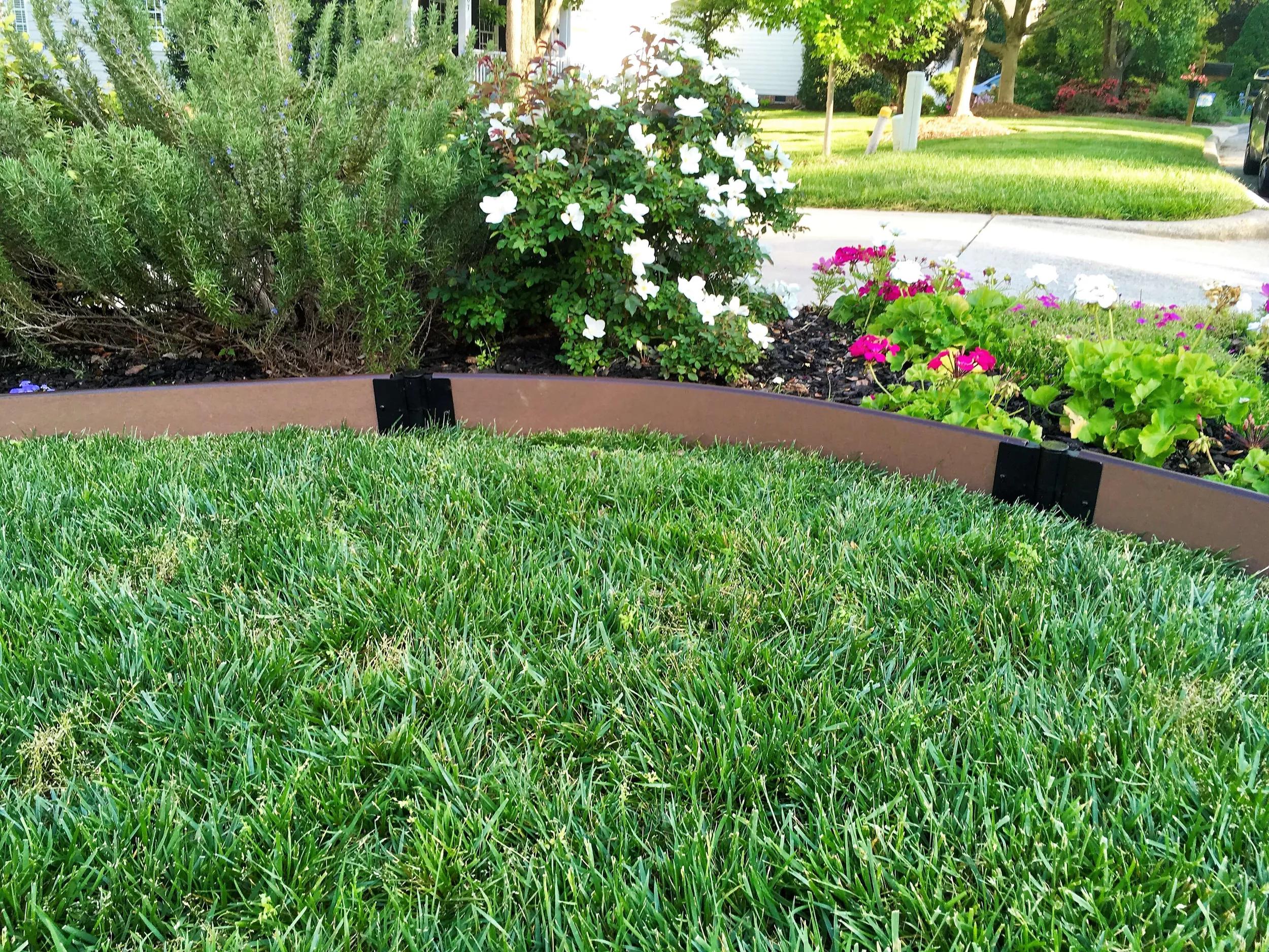 Curved Composite Landscape Edging Kit  with 1" Boards